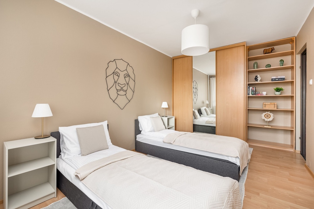 Ground Floor Apartment by Renters view 4