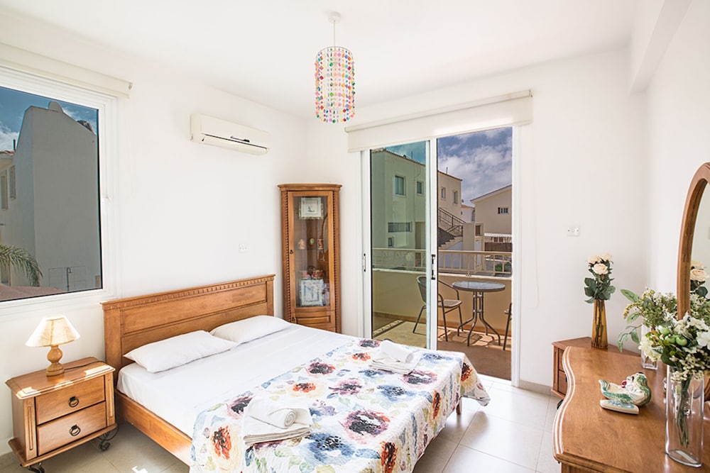 Beautiful Villa With Private Pool, Pernera Villa 1247 view 4