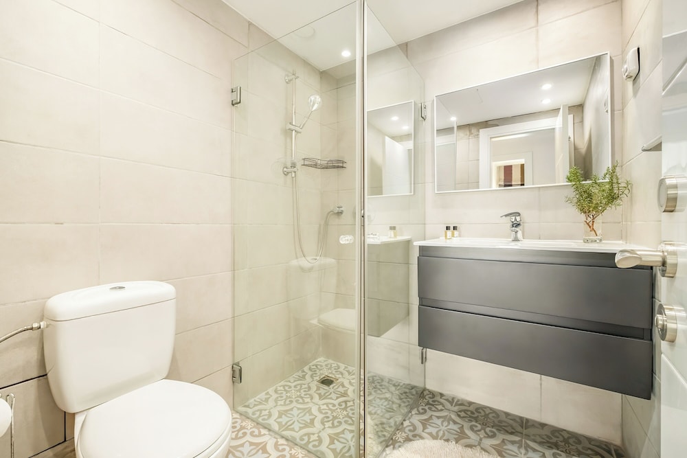 High-Rise Sea-View Stay by Sea N' Rent