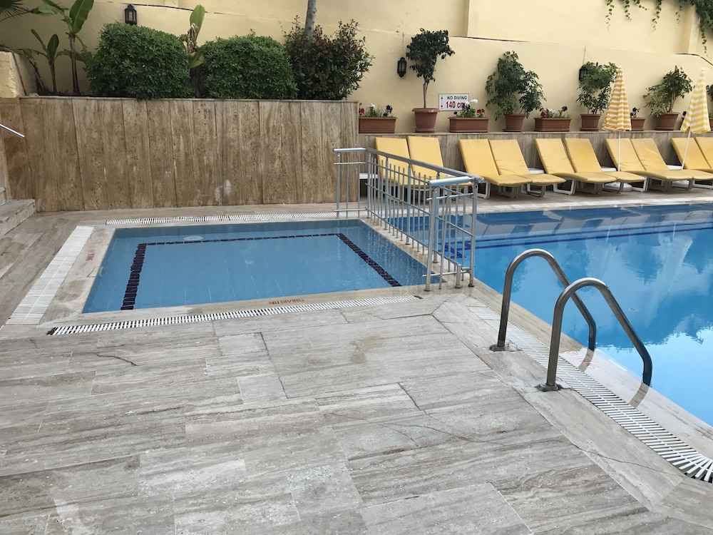 Muz Hotel - All Inclusive