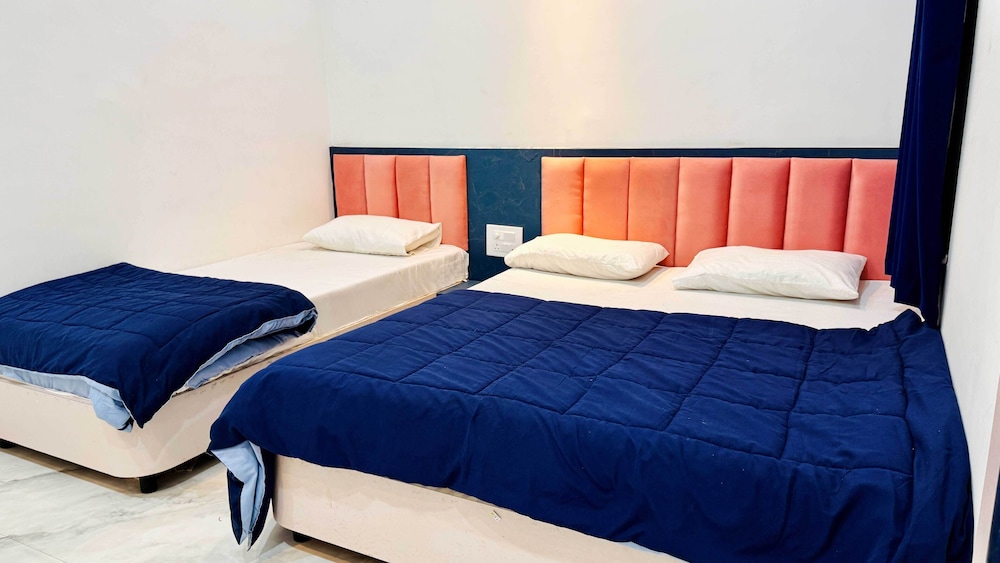 Hotel Raj Inn