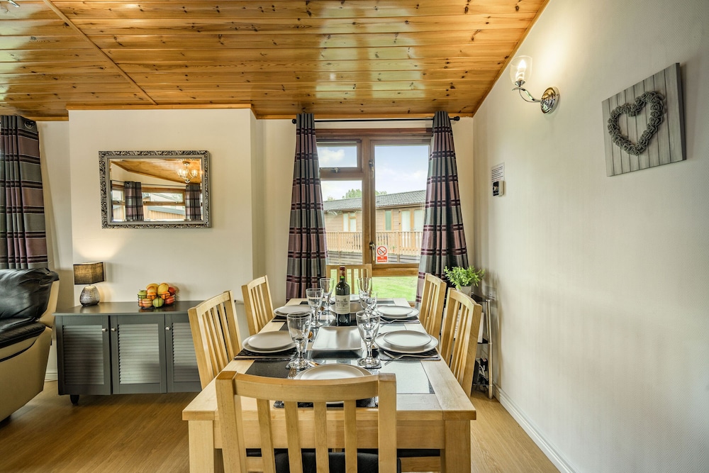 Lakeview Lodge