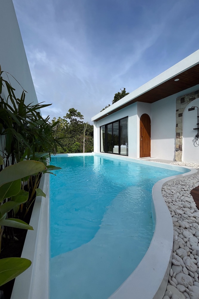 Wild Paradise Villa - 2 Bedrooms