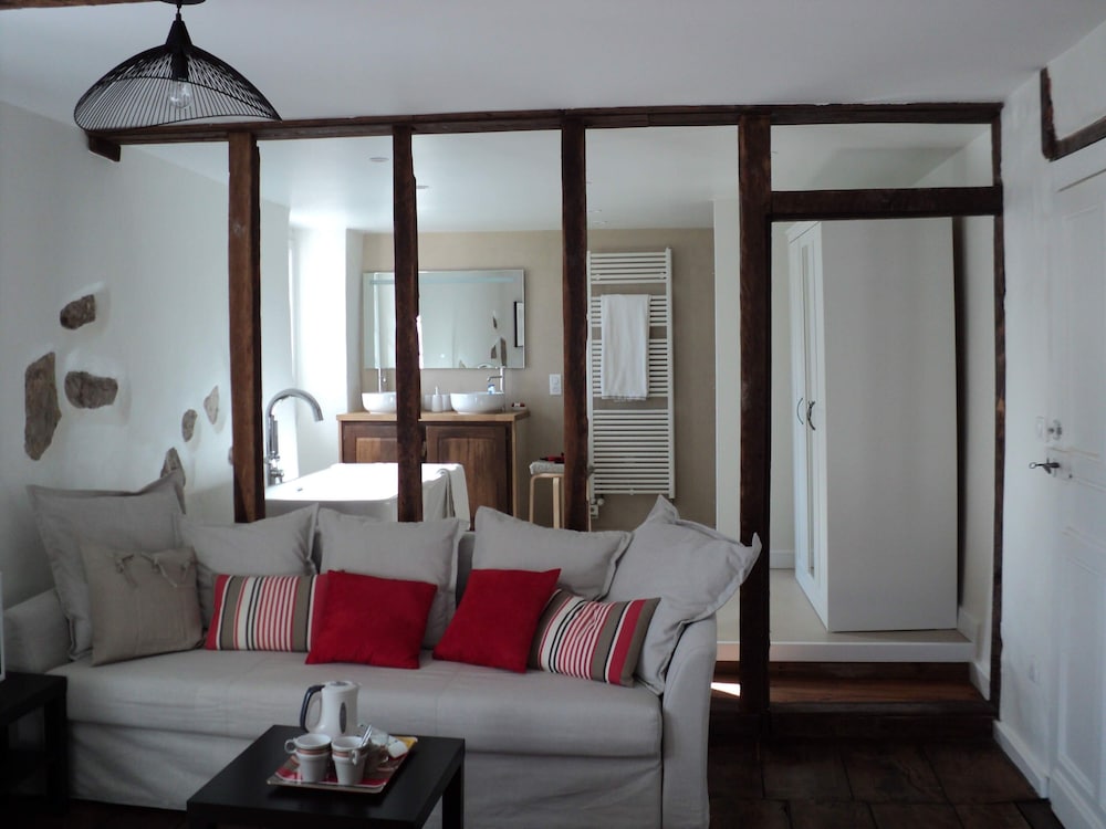 Chambres d'hôtes Chalbonia view 3