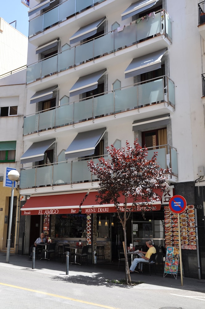 Hotel Pensión El Amigo - Image 1