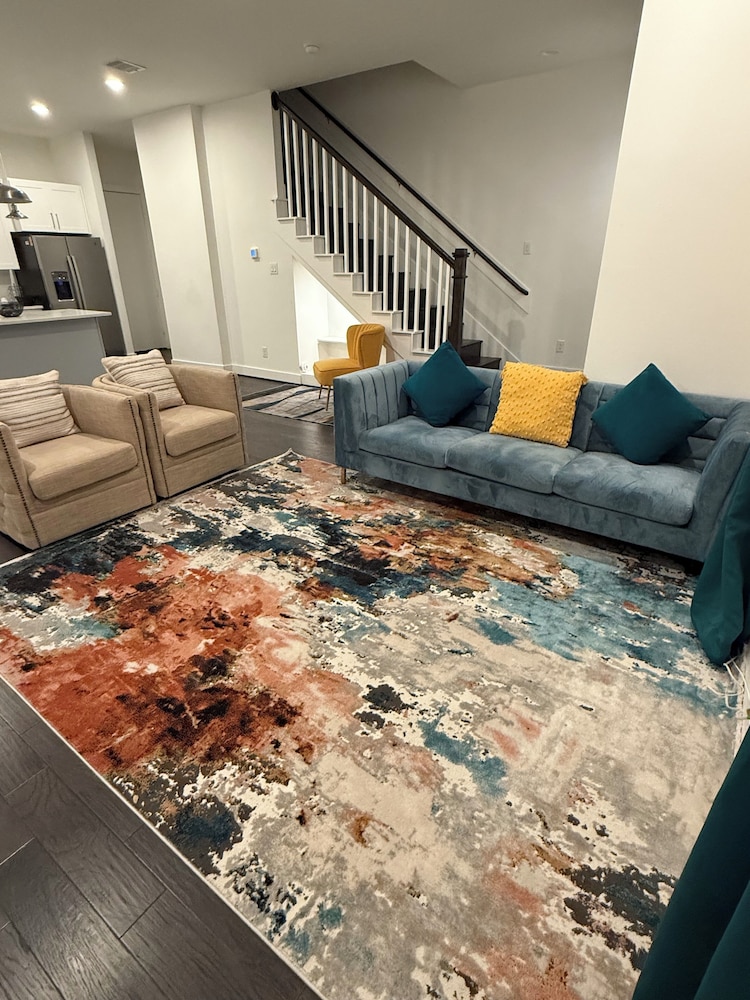 Luxury 3BR for Families Nurses and Group