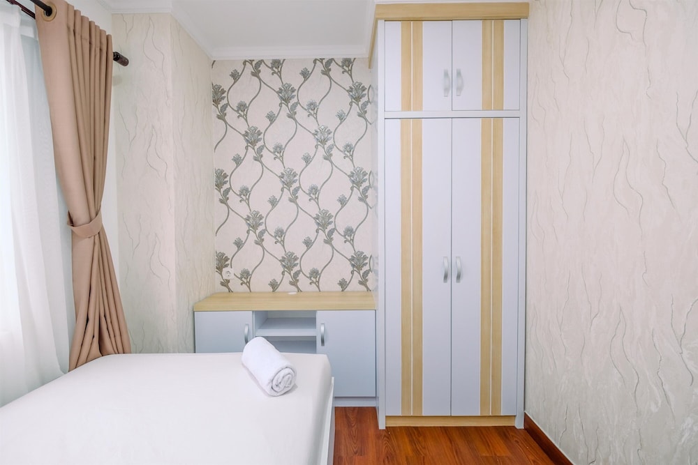Cozy Living and Homey 2BR Sentul Tower Apartment
