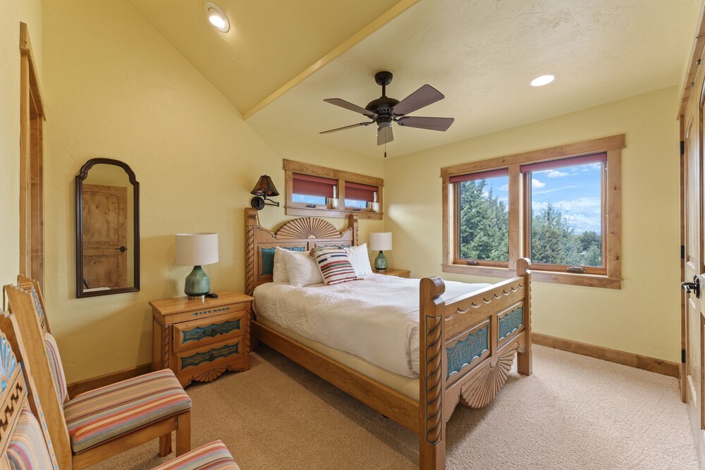 High Lowe 4 Bedroom Home
