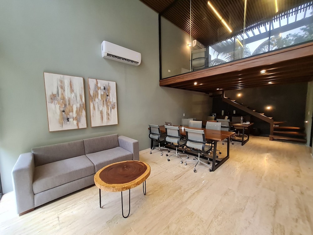 meeting & event spaces