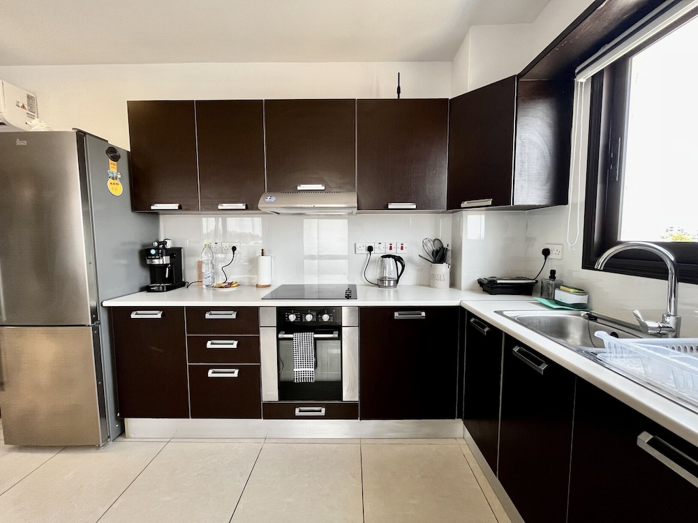 105 LCA - Stay Sealine Apartment