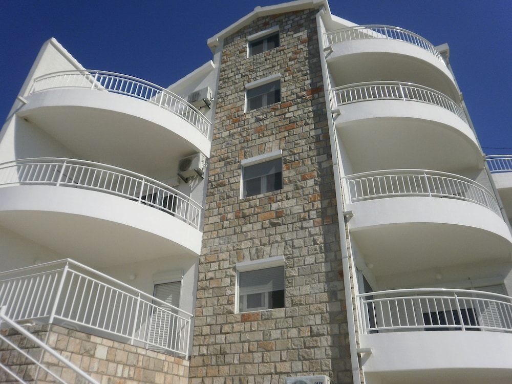 Sunset Residence