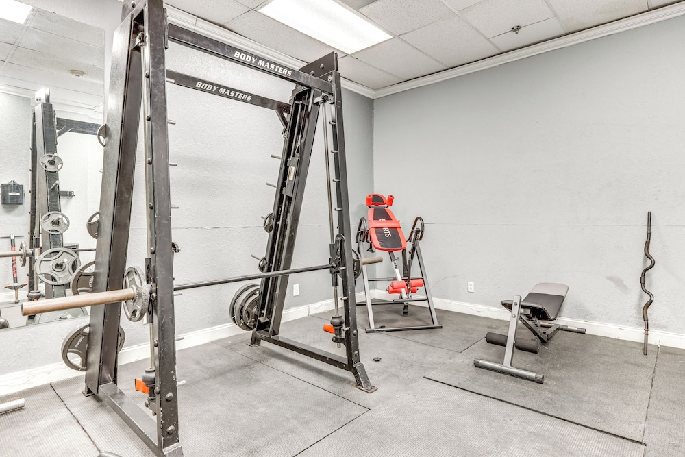 Downtown Studio w/ City Views in Jacksonville!