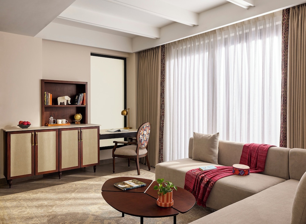 Storii By ITC Hotels Akanni Naina Tikkar