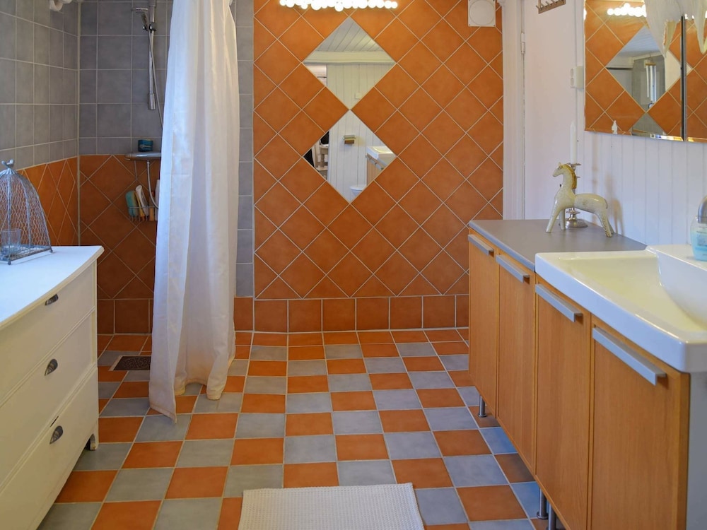 Holiday Home in Kungshamn view 5