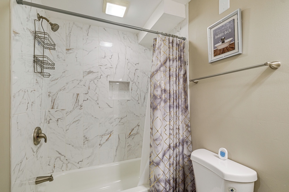 Nurse-friendly Fredericksburg Apt Near Hospitals