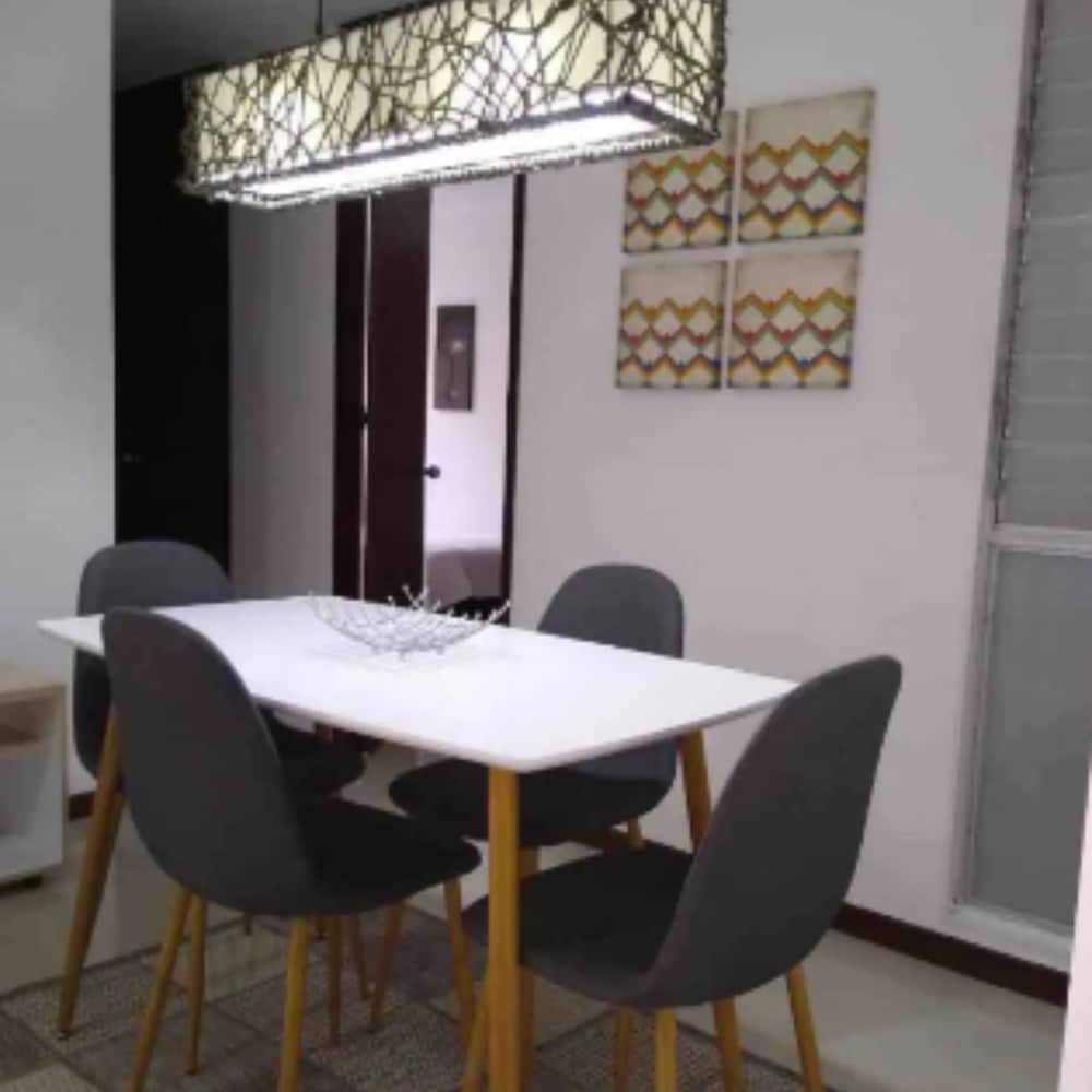 Apartamento Vacacional para Grupos Cali view 5