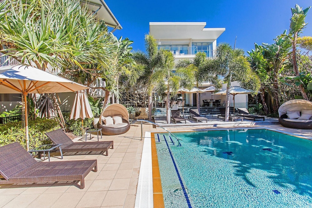 Luxury Apartments on Bells Boulevard