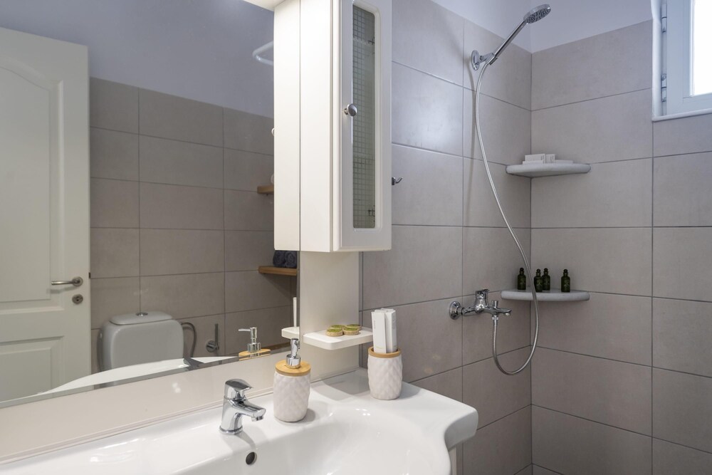 Parian Charming 3bedroom Home