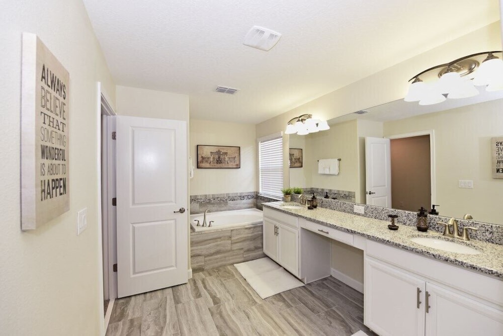 Solterra Resort IHR 3056 - Image 2