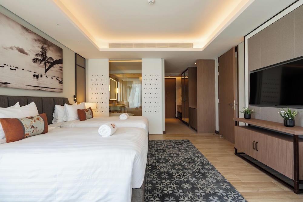 ANGSANA Oceanview in Laguna area