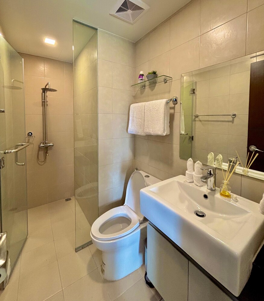 Room-elegant Studio in Saint Dominique