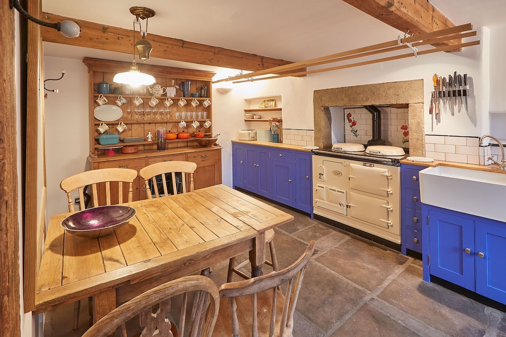 Host Stay 4 Skyreholme Mill Cottages view 2