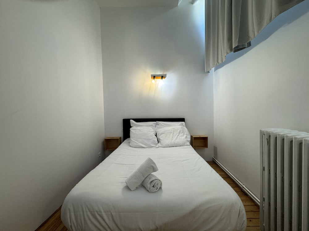 Loft in Le Mans Near Historic Old Town