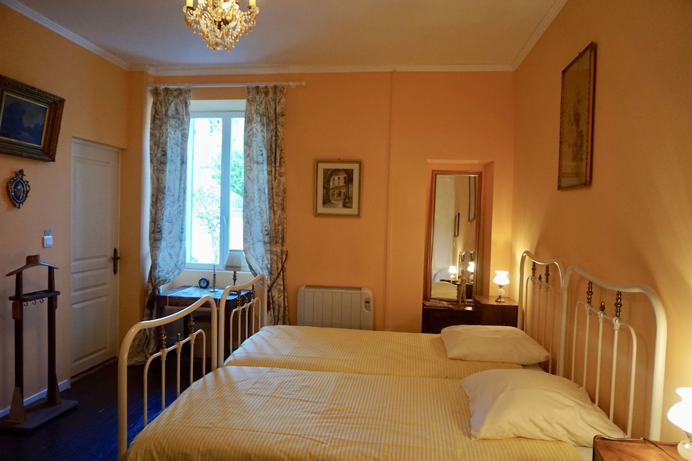 Presbytere view 4