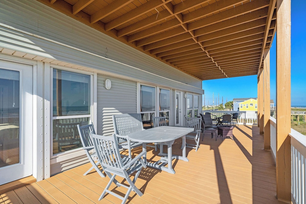 Beach Heaven by Ryson Vacation Rentals
