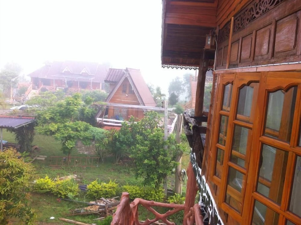 Nidahommok Resort
