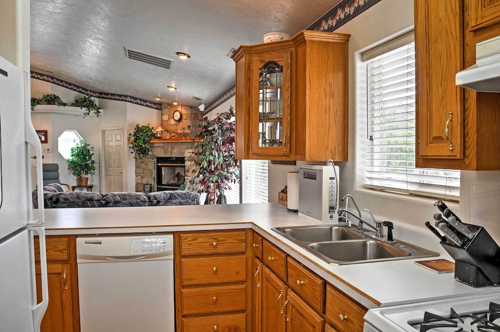 Sunny La Verkin Studio - 20 Mi to Zion Nat'l Park! view 4