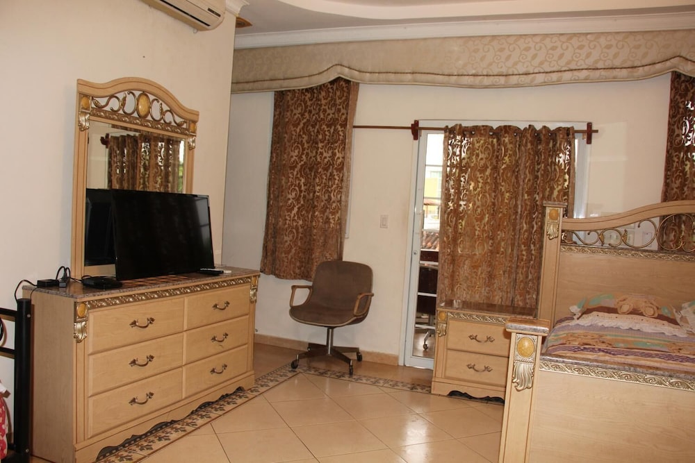 Dumas Villas - Property Image 10