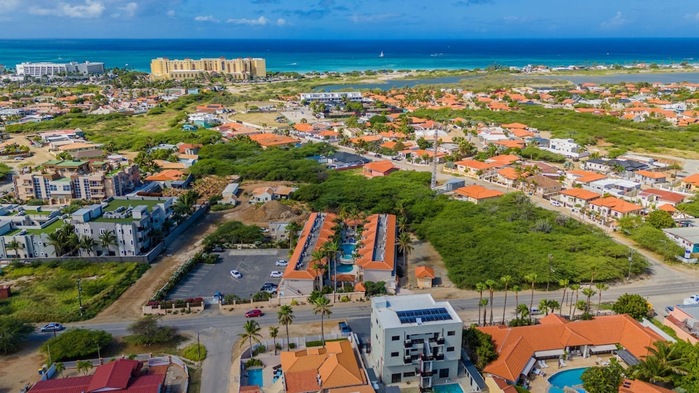 1BR Condo Wacamaya Condos Great Pool Location