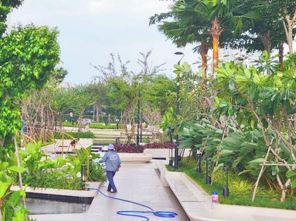 Saigon Riverside Complex D7