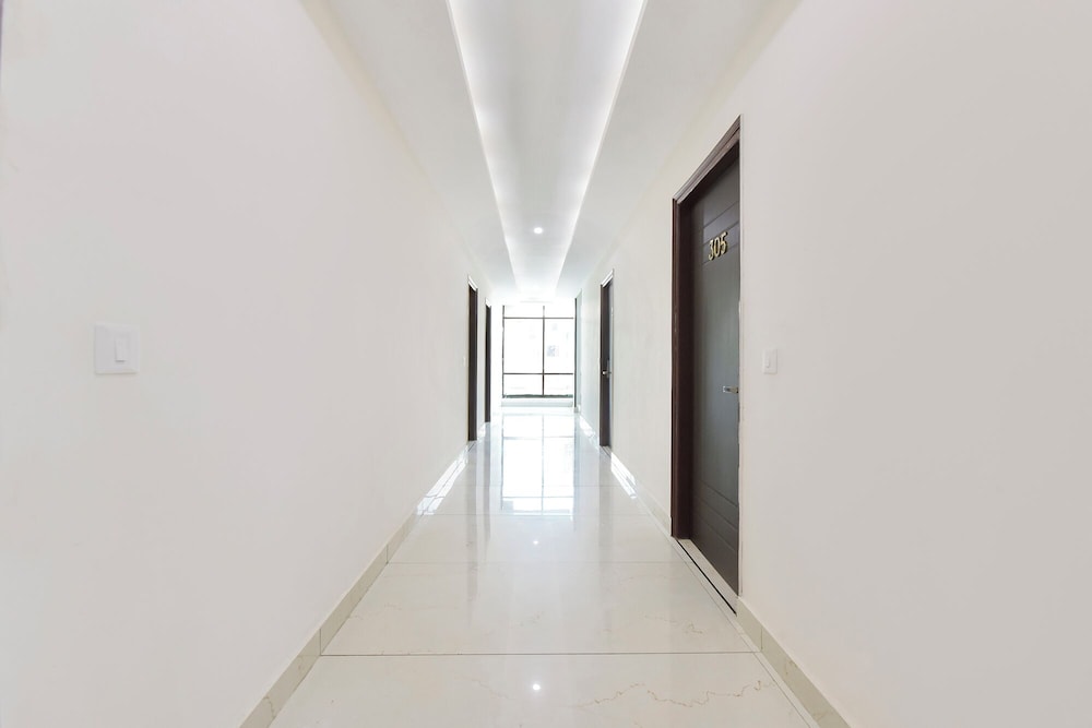 Fabhotel Burans Residency