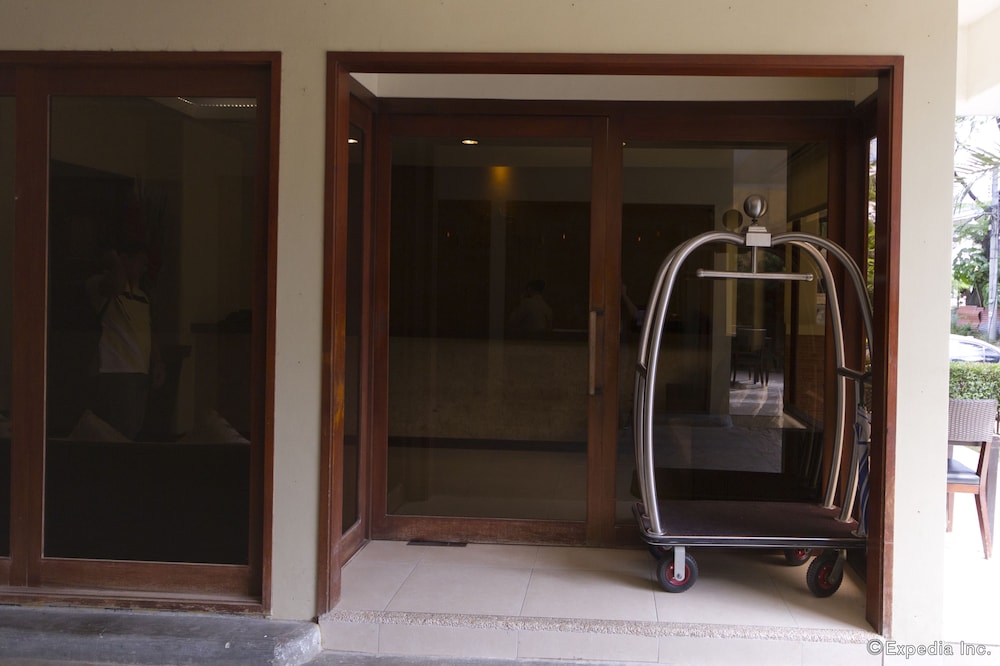 Cebu Vacations - Alba Uno Hotel - Property Image 17