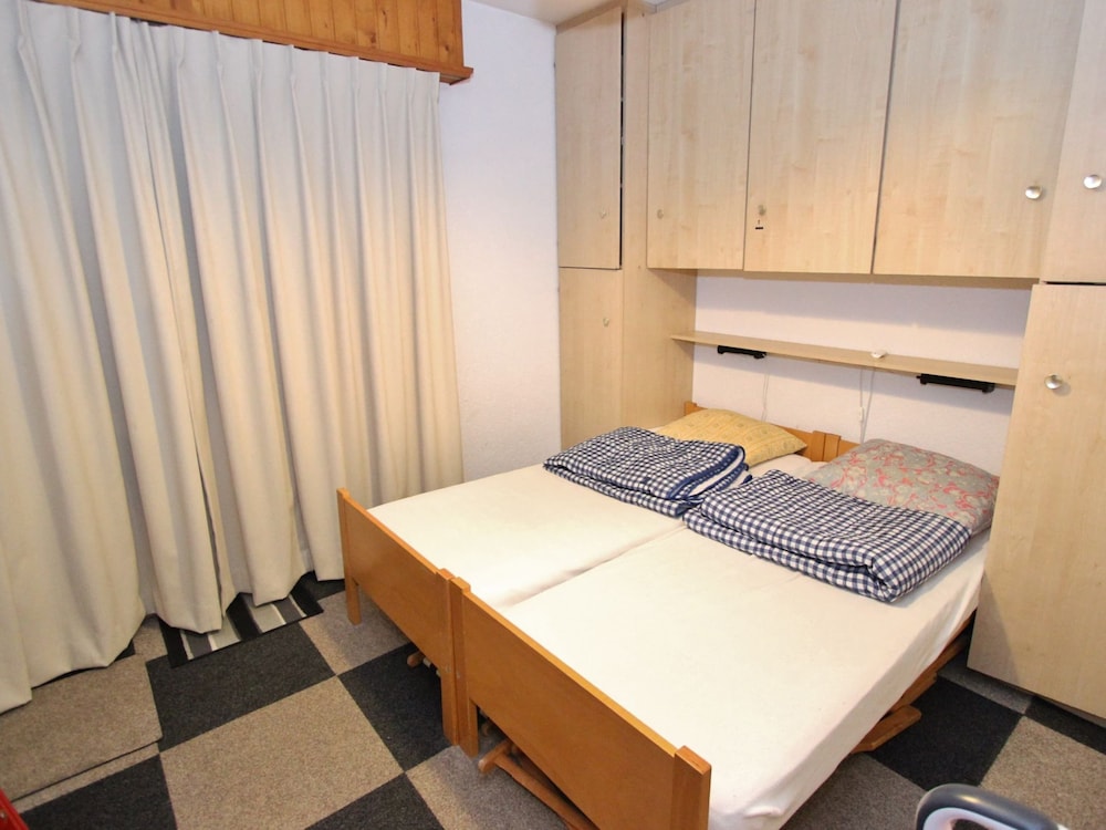 Apartment Near the Ski Lifts view 2