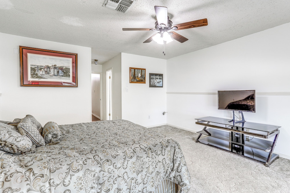 5 Mi to Downtown Morgan City: Waterfront Retreat