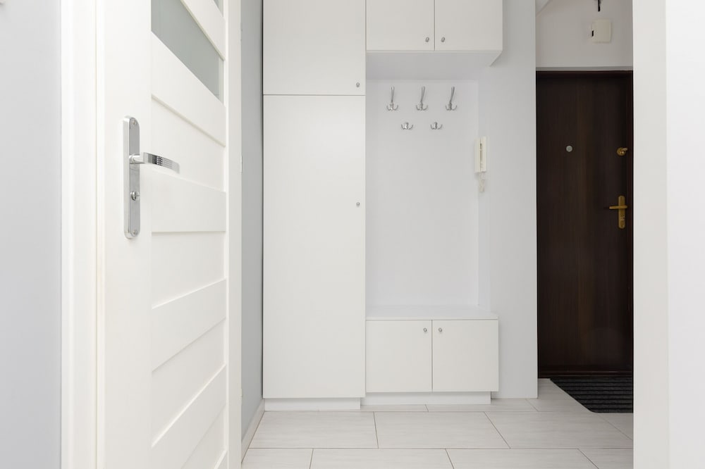 Studio Wojska Polskiego by Renters view 2