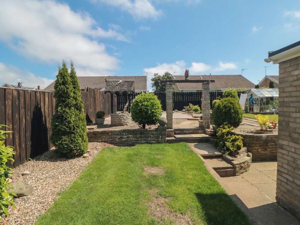 36 Chatsworth Close