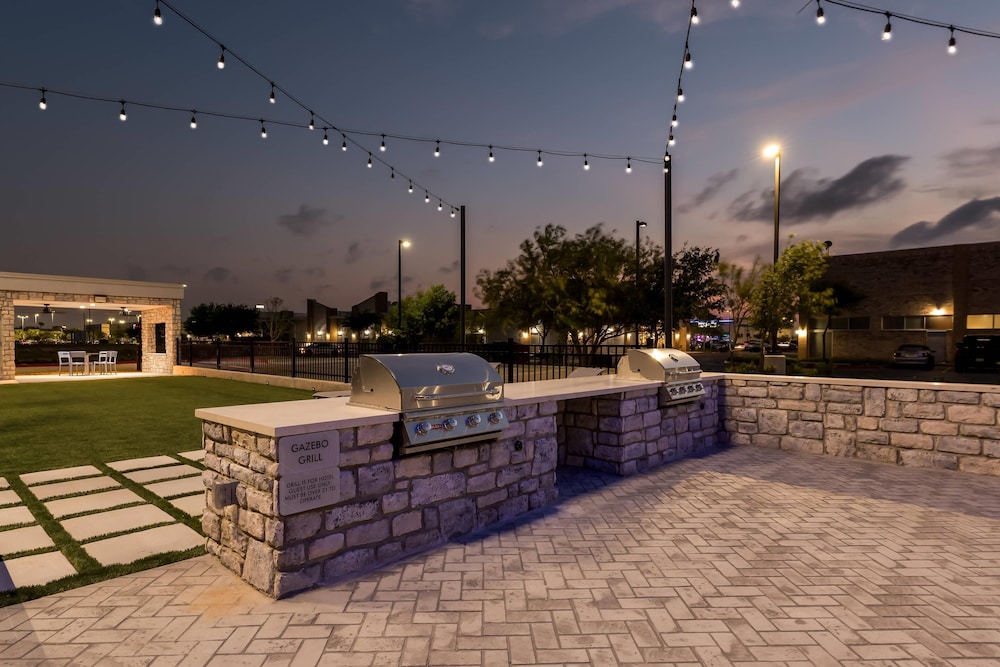 Everhome Suites Brownsville