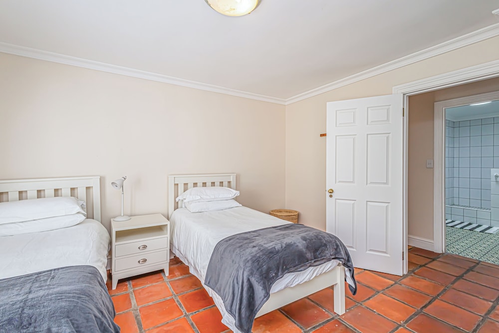 Tern Beach House, Langebaan, 8-sleeper