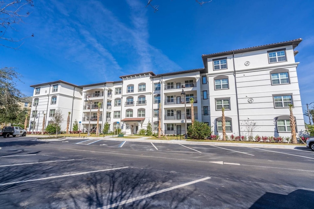4013 110 Vista Cay