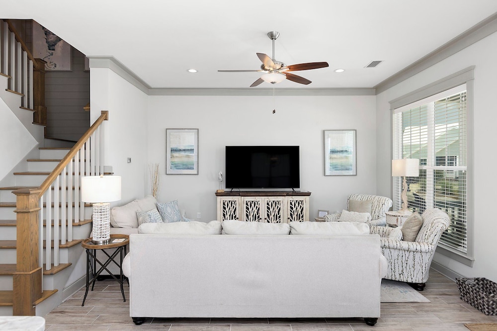 Endless Summer by Southern Vacation Rentals