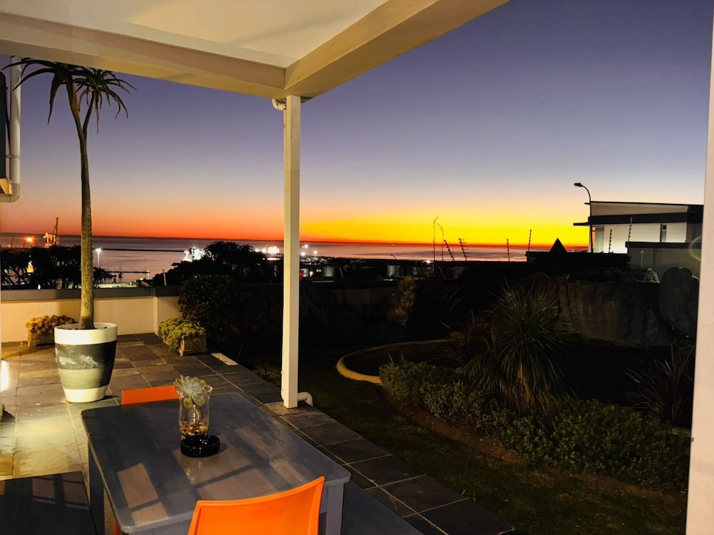 Sir Roys at the sea