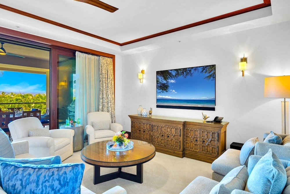 KBM Resorts Free CAR Luxury Oceanfront Villa at Montage Kapalua Bay Private Lanai and BBQ Mon-5203
