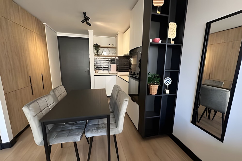 Oceana Suites San Eugenio