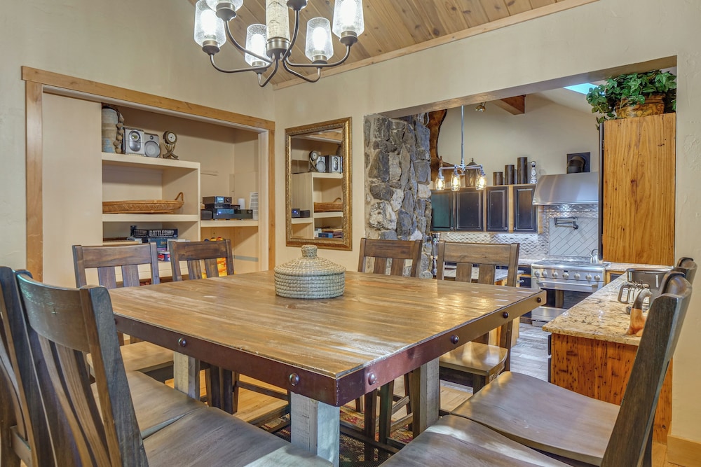 Steps to Ski Shuttle: Breckenridge Home w/ Hot Tub