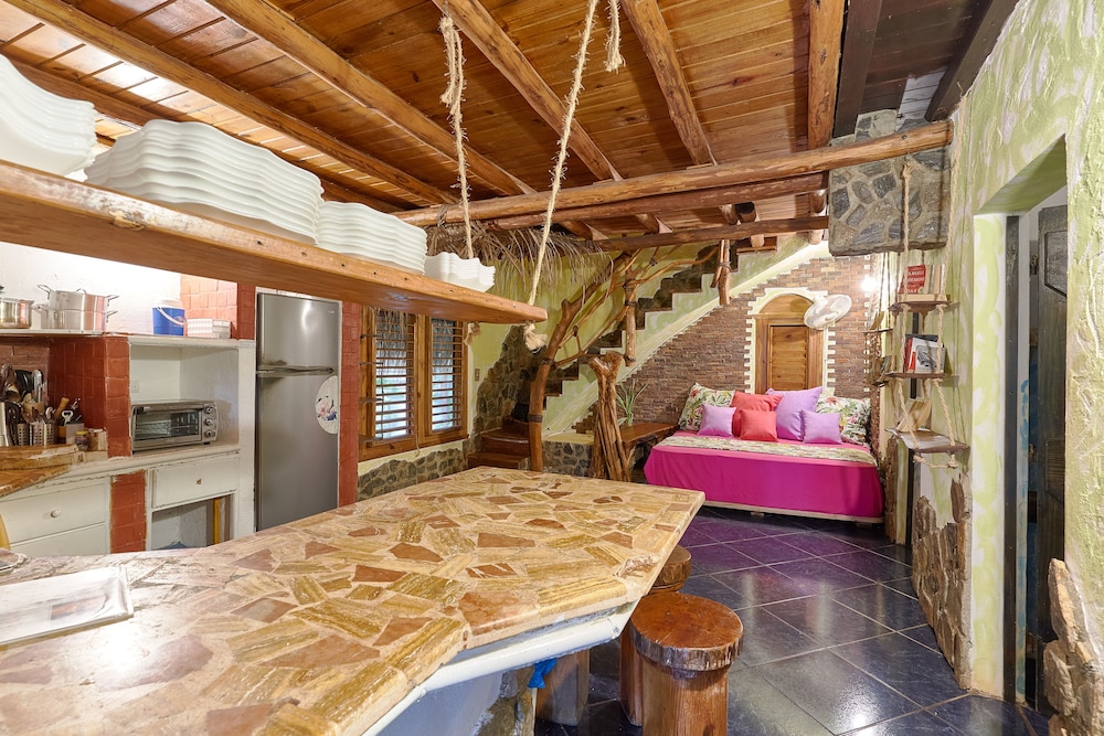 CHALET TROPICAL Hotel & Restaurant-Pizzeria