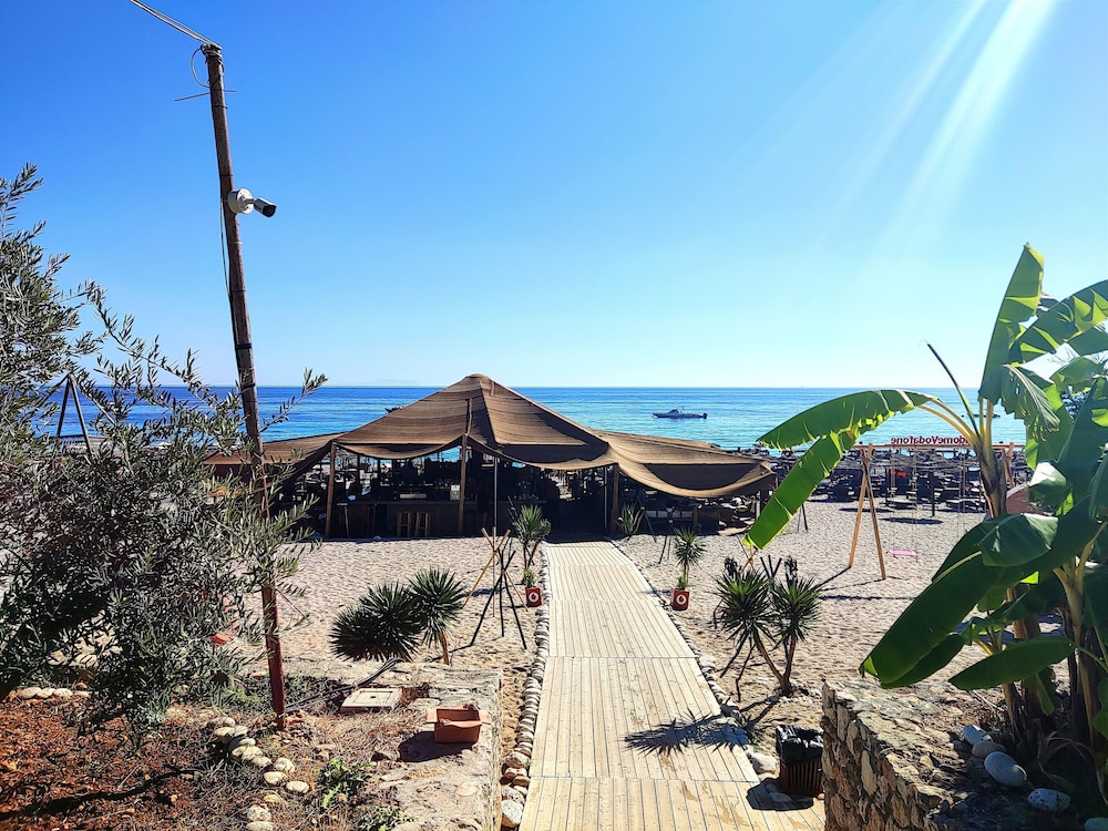 Olea Residence, Luxury sea View Apartment With Private Beach